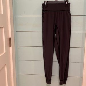 Lululemon size 2 joggers
